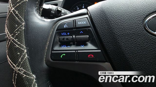 Hyundai AVANTE 2016 — photo 14