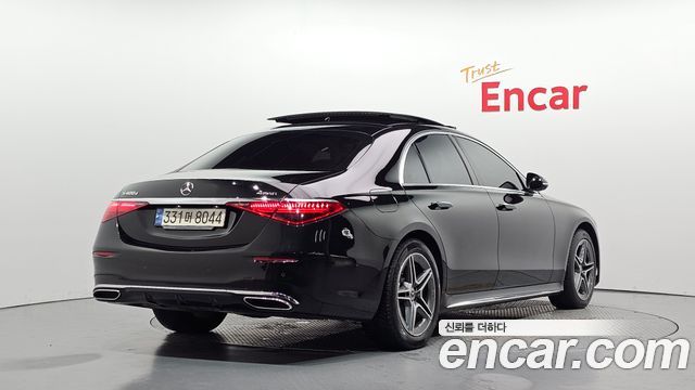 Mercedes-Benz S-Class 2022 — photo 2
