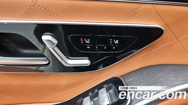 Mercedes-Benz S-Class 2022 — photo 34