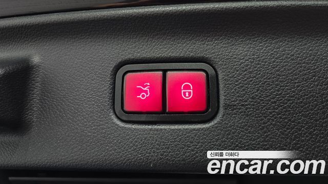 Mercedes-Benz S-Class 2022 — photo 36
