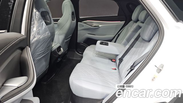 BYD Sealion 7  2027 — photo 18