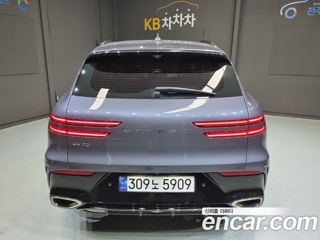Genesis GV70 2025 — photo 4