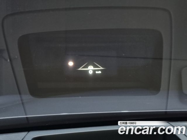 Genesis GV70 2025 — photo 13