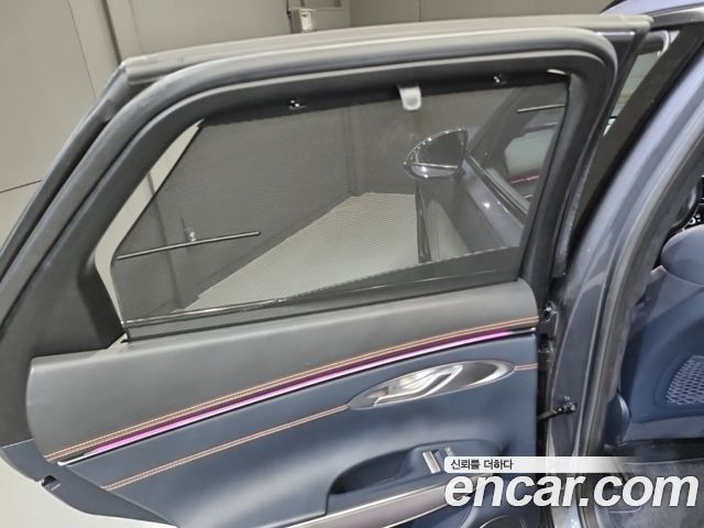 Genesis GV70 2025 — photo 18