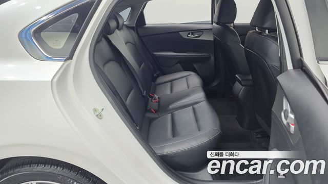 Kia K3 2020 — photo 17