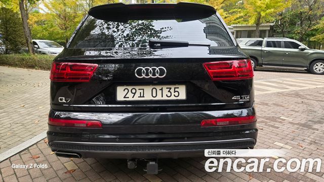 Audi Q7 2016 — photo 5