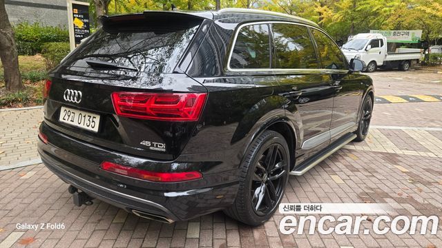 Audi Q7 2016 — photo 7