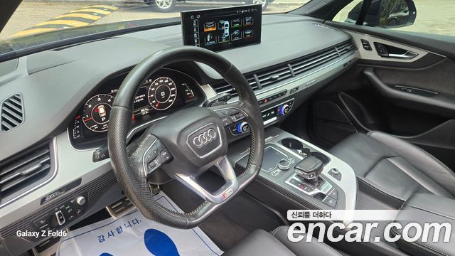 Audi Q7 2016 — photo 9