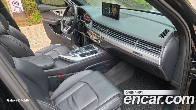 Audi Q7 2016 — photo 13