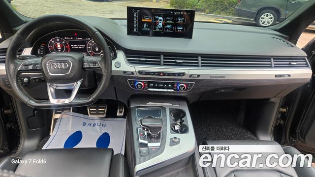 Audi Q7 2016 — photo 14