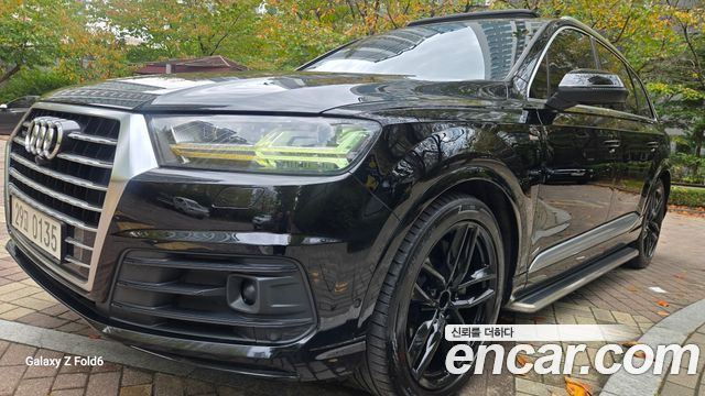 Audi Q7 2016 — photo 20