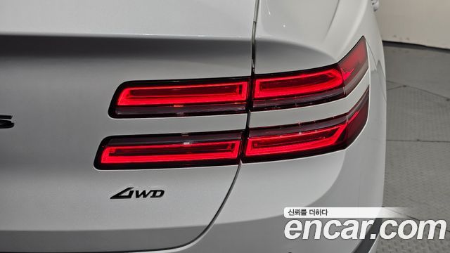 Genesis GV80 2024 — photo 9