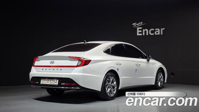 Hyundai Sonata 2022 — photo 2