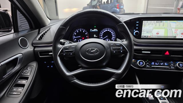 Hyundai Sonata 2022 — photo 19