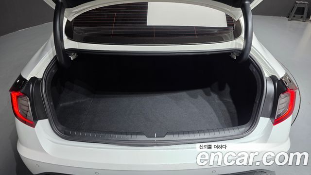 Hyundai Sonata 2022 — photo 23