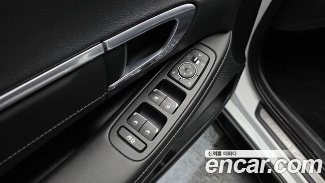 Hyundai Sonata 2022 — photo 29