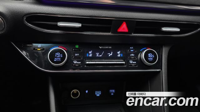 Hyundai Sonata 2022 — photo 30
