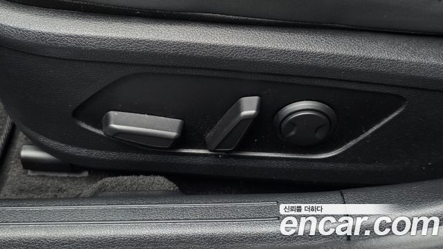 Hyundai Sonata 2022 — photo 32