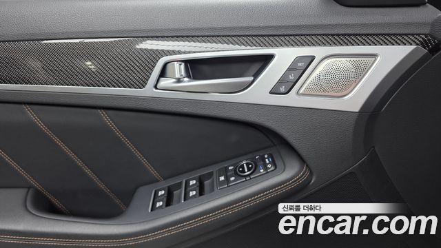 Genesis G80 2019 — photo 29