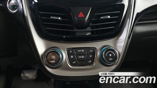 Chevrolet Korea Spark 2018 — photo 18
