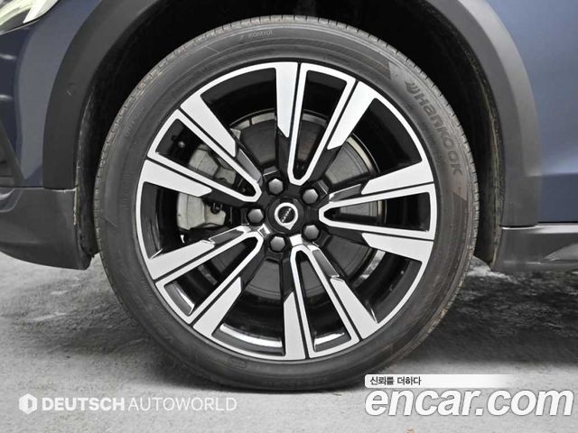 Volvo V60 2023 — photo 5