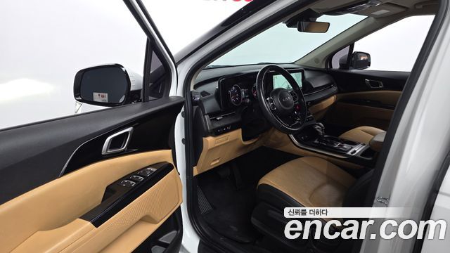 Kia Canival 2023 — photo 13