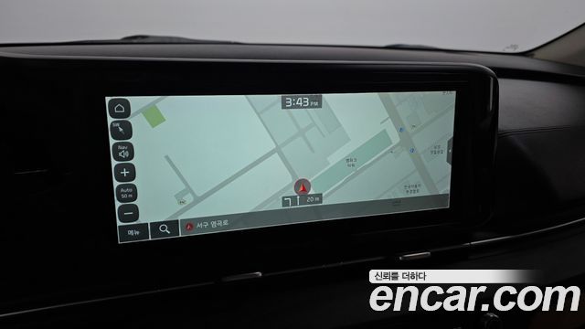 Kia Canival 2023 — photo 21