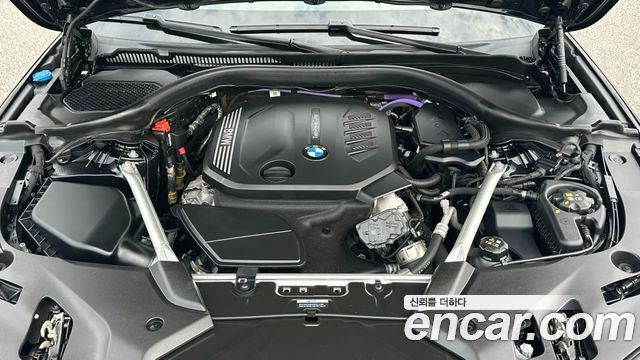 BMW 5-Series 2023 — photo 6