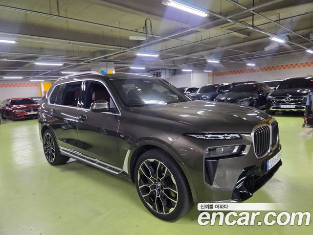 BMW X7 2023 — photo 3