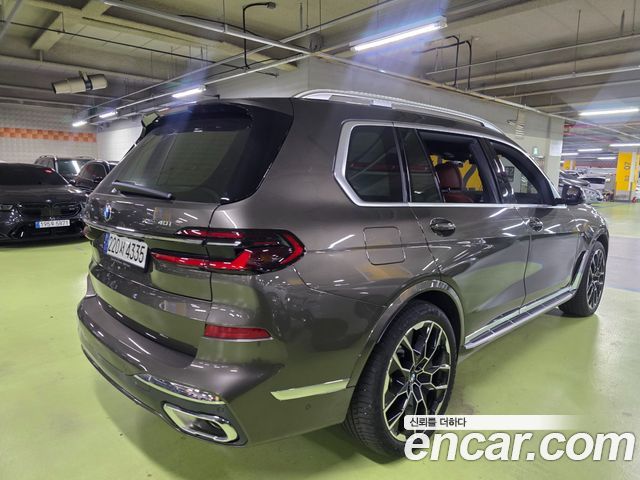 BMW X7 2023 — photo 4
