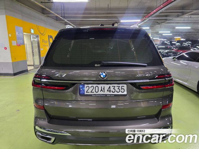 BMW X7 2023 — photo 5