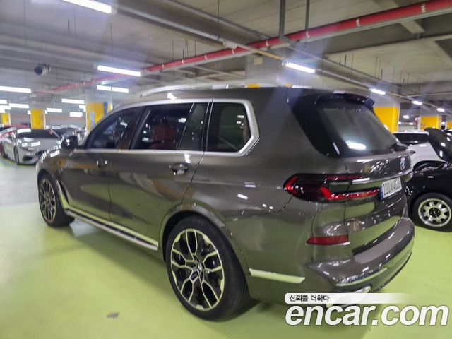 BMW X7 2023 — photo 6