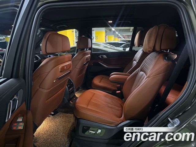 BMW X7 2023 — photo 7