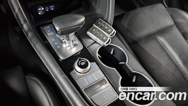 Genesis G70 2020 — photo 12