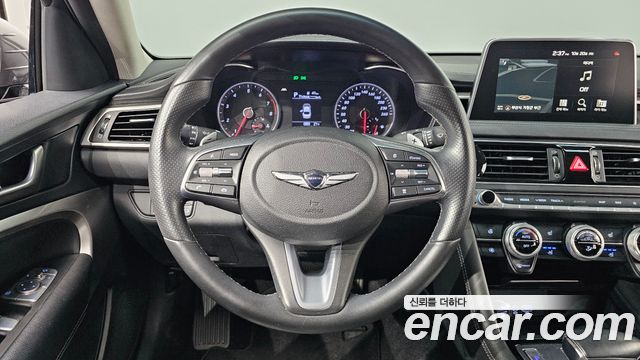 Genesis G70 2020 — photo 19