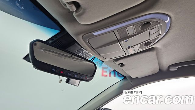 Genesis G70 2020 — photo 25