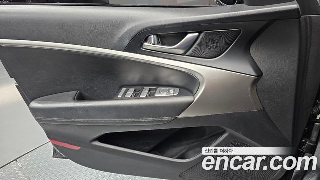 Genesis G70 2020 — photo 14