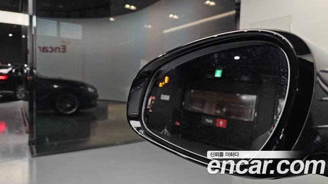 Genesis G70 2020 — photo 29
