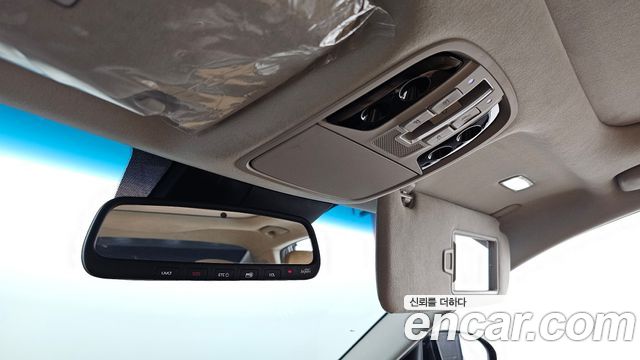 Kia K7 2020 — photo 26