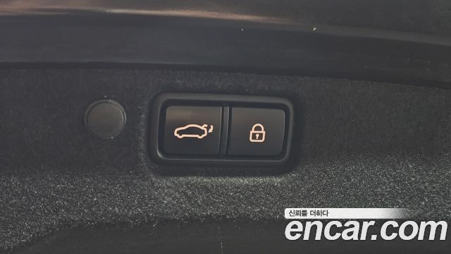 Kia K7 2020 — photo 37
