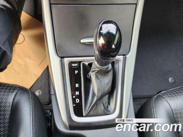 Hyundai AVANTE 2016 — photo 9