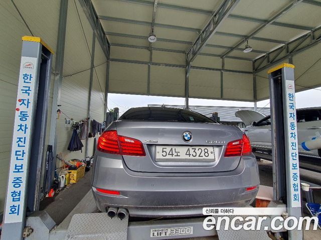 BMW 5-Series 2014 — photo 2