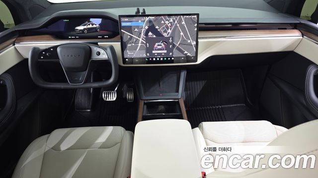Tesla Model X 2024 — photo 10