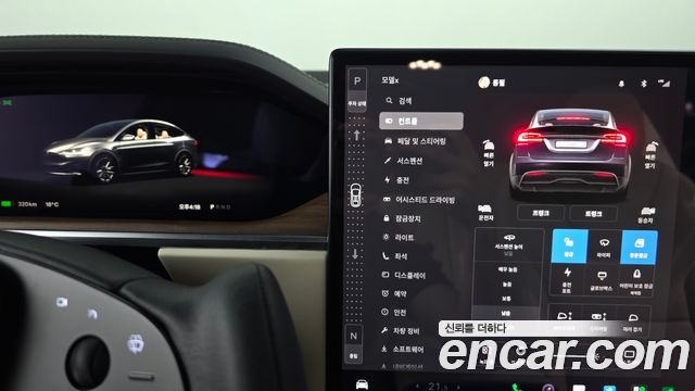 Tesla Model X 2024 — photo 12