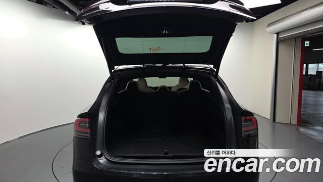 Tesla Model X 2024 — photo 26