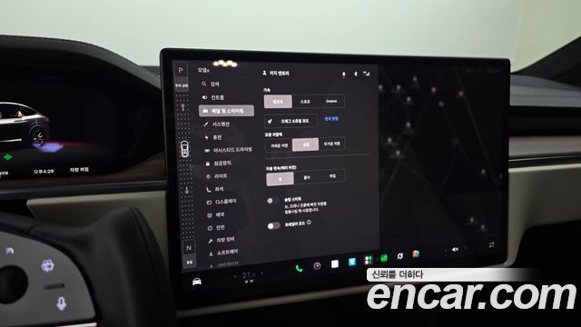 Tesla Model X 2024 — photo 30