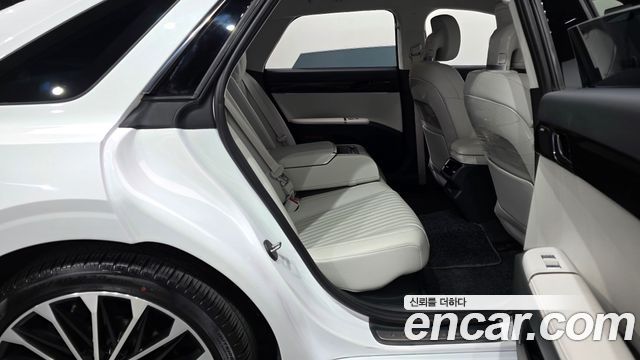 Hyundai Grandeur 2025 — photo 17