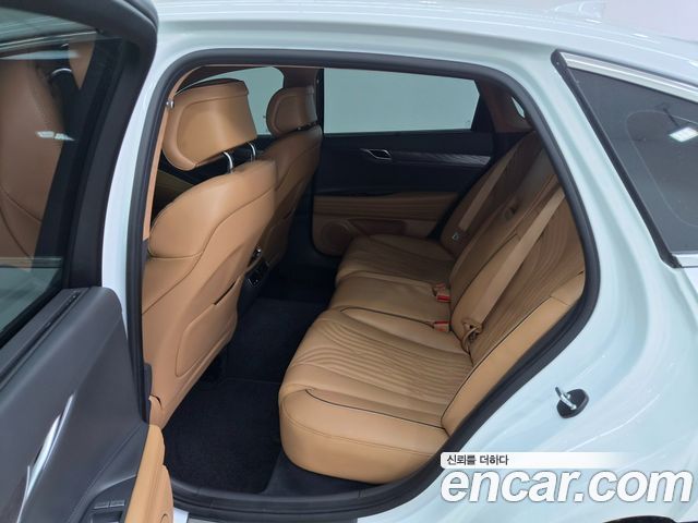 Genesis G80 2022 — photo 15