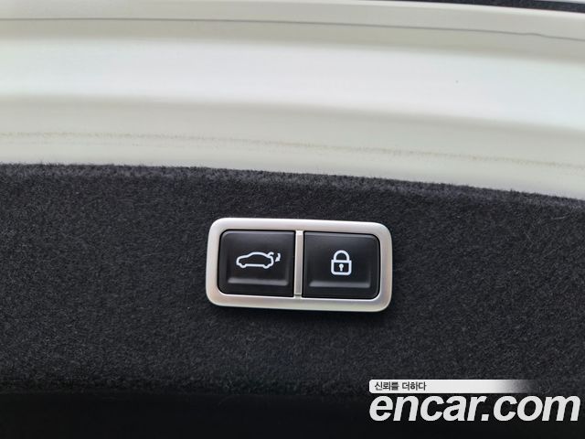 Genesis G80 2022 — photo 17