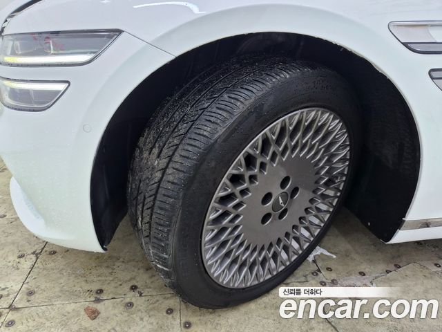 Genesis G80 2022 — photo 19